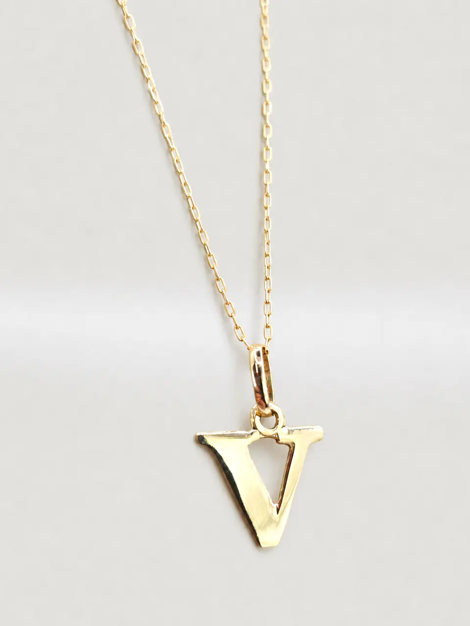 Cadena Legado con Letra Personal Oro 18k 19