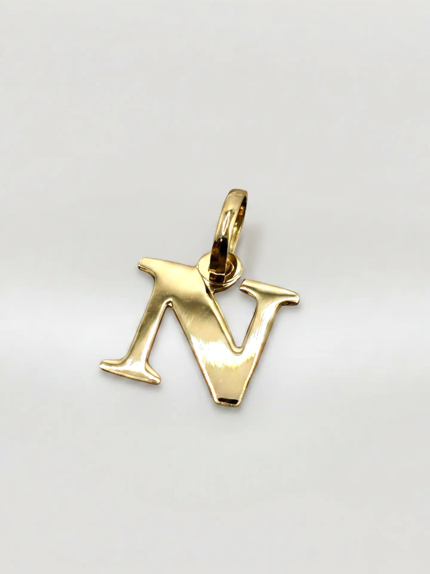 Colgante Letra Identidad Oro 18k 9