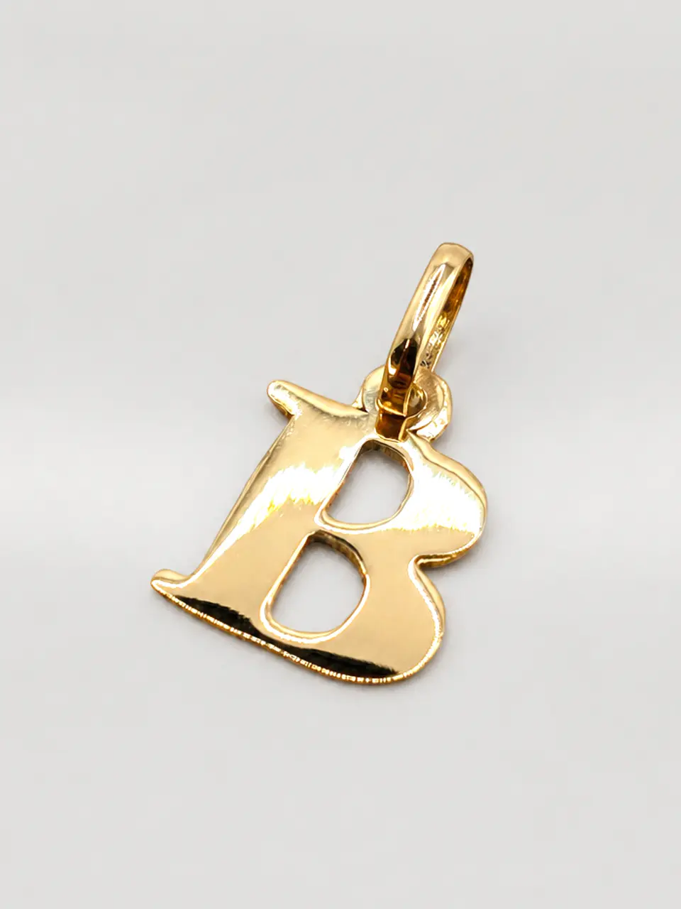 Colgante Letra Identidad Oro 18k 17