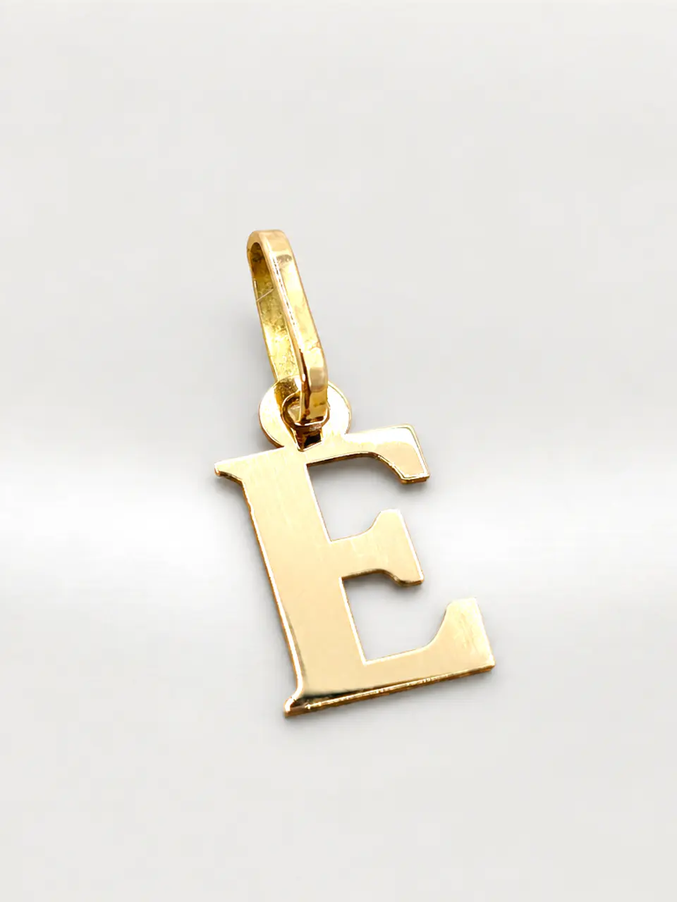 Colgante Letra Identidad Oro 18k 21