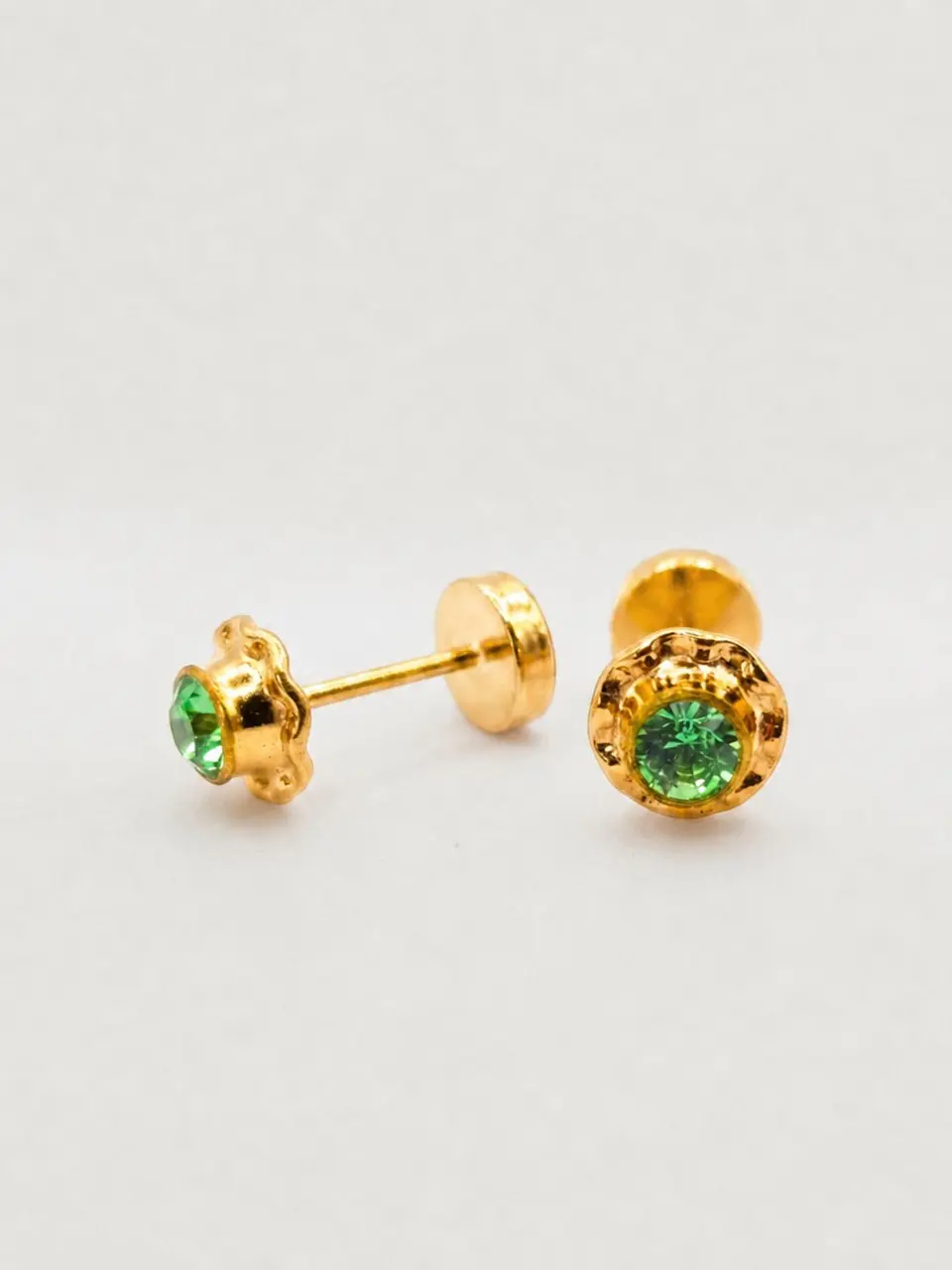 Aros Abridores Jardín de Esmeralda Mediano Oro 14k 2