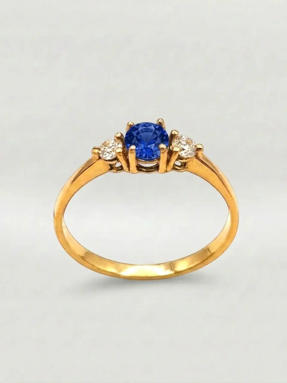 Anillo Princesa Esencia Zafiro y Circones Oro 18k 1