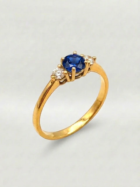 Anillo Princesa Esencia Zafiro y Circones Oro 18k