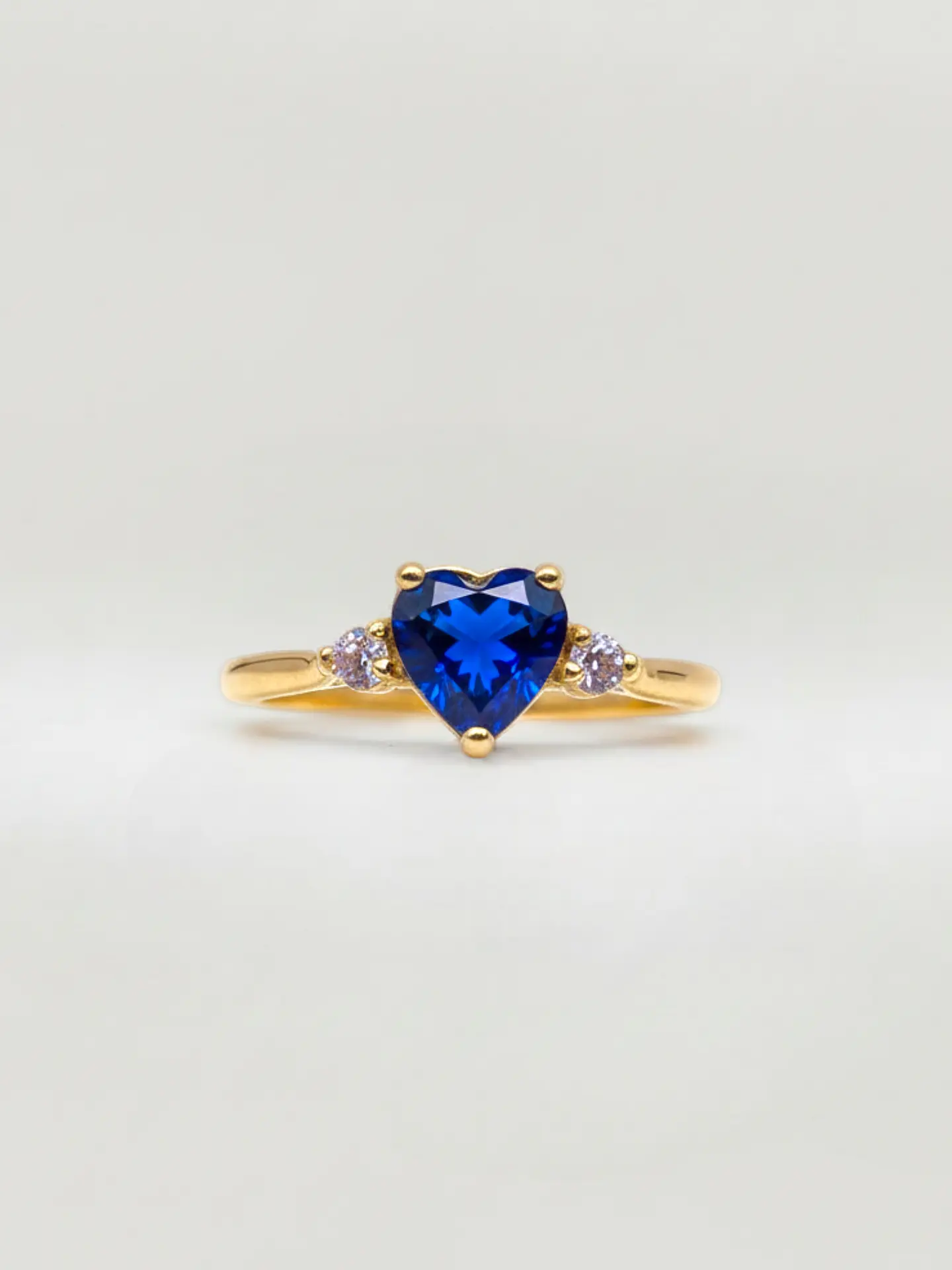 Anillo Princesa Corazón de Zafiro y Circones Oro 18k 5