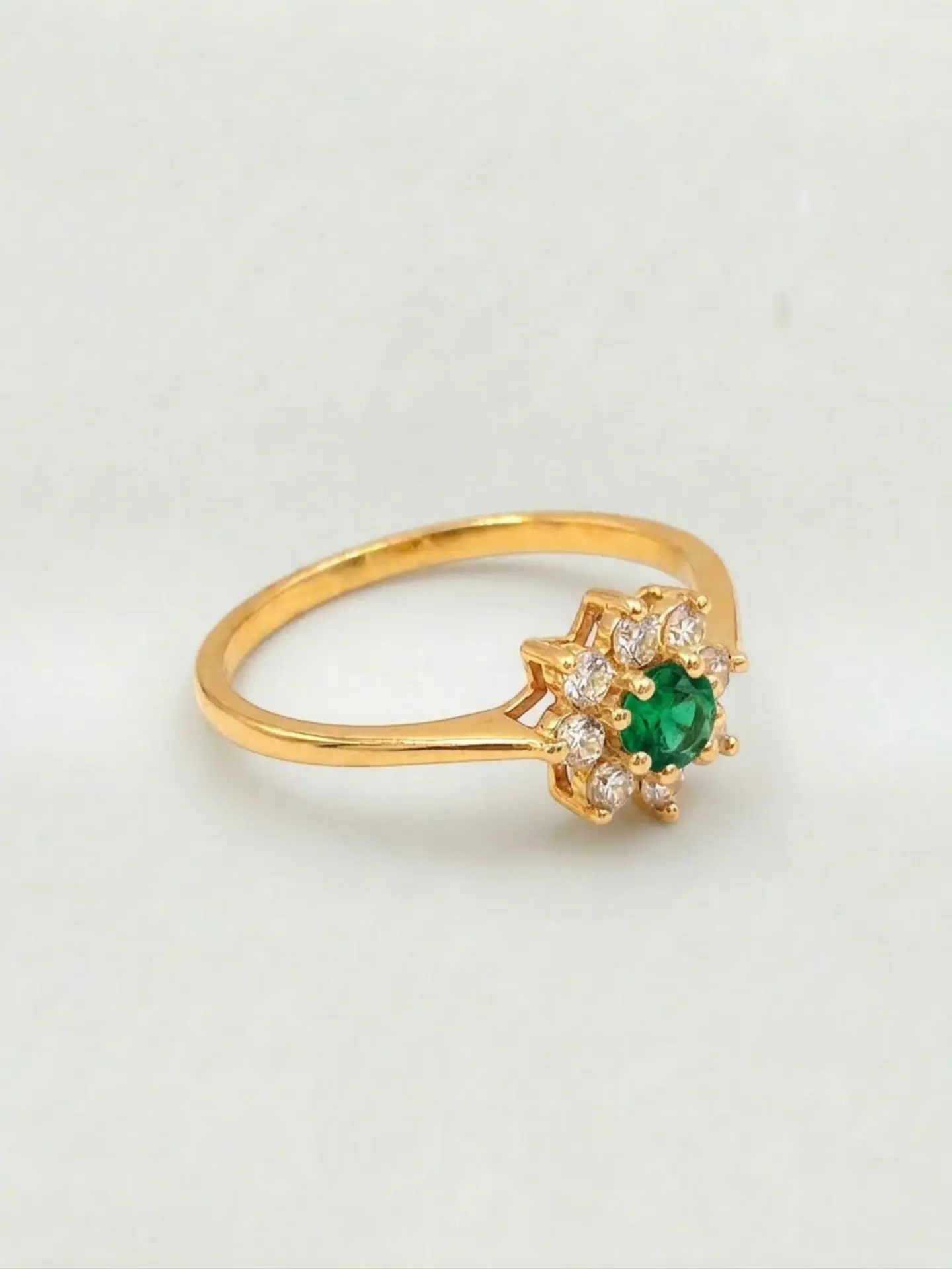 Anillo Roseta Esmeralda y Circones Real Oro 18k 3
