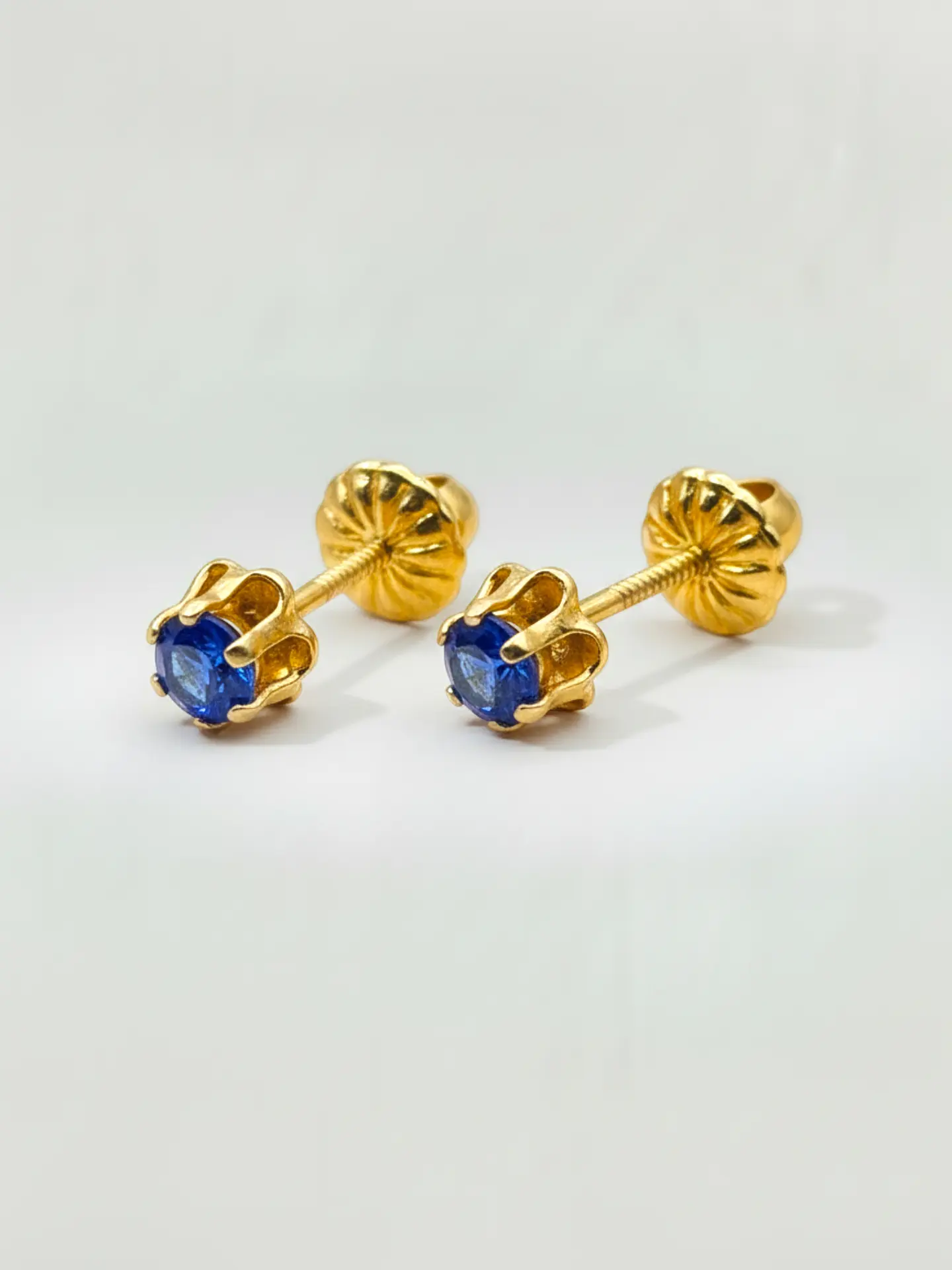 Aros Chatón Italiano Zafiro Mediano Oro 18k 3