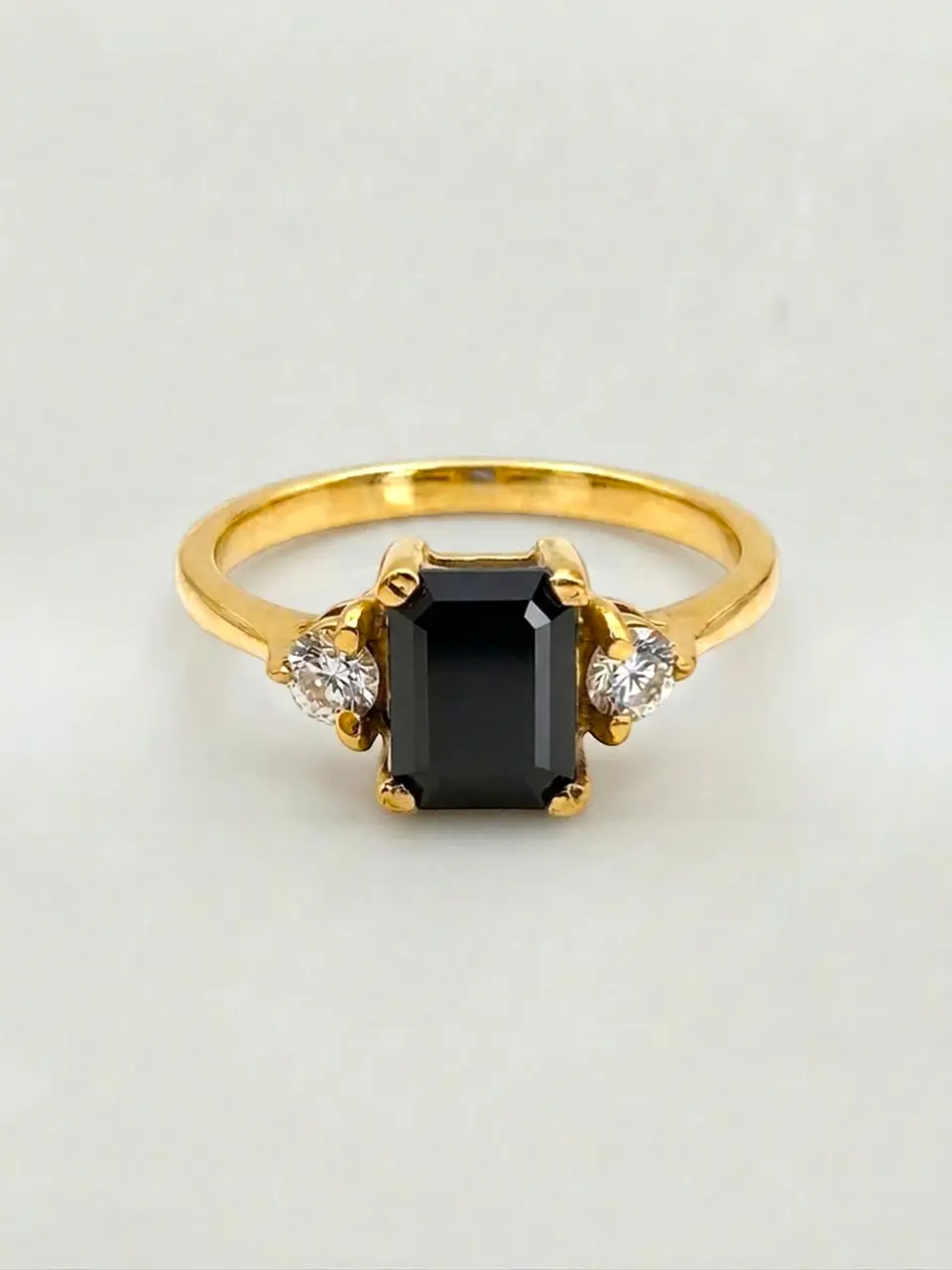 Anillo Reina Poder Onix Oro 18k 1