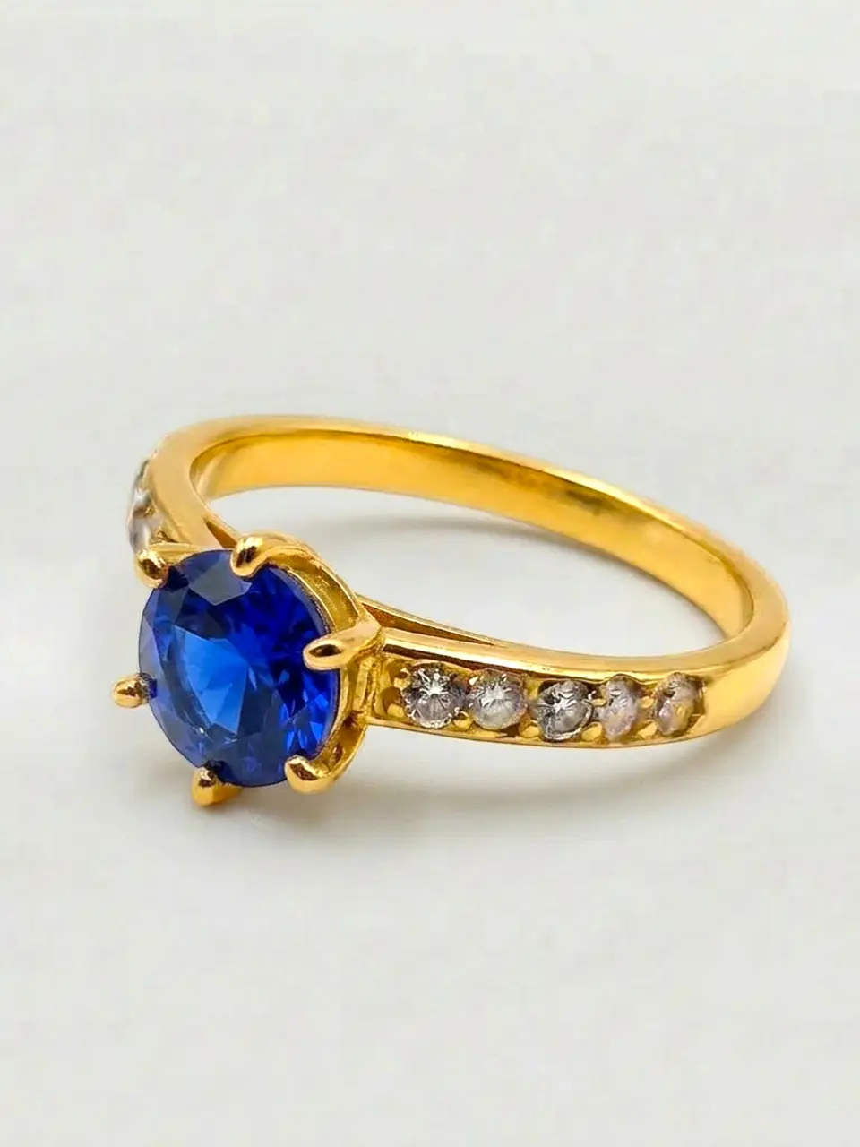Anillo Solitario Cintillo Gala de Zafiro y Circones Oro 18k 4