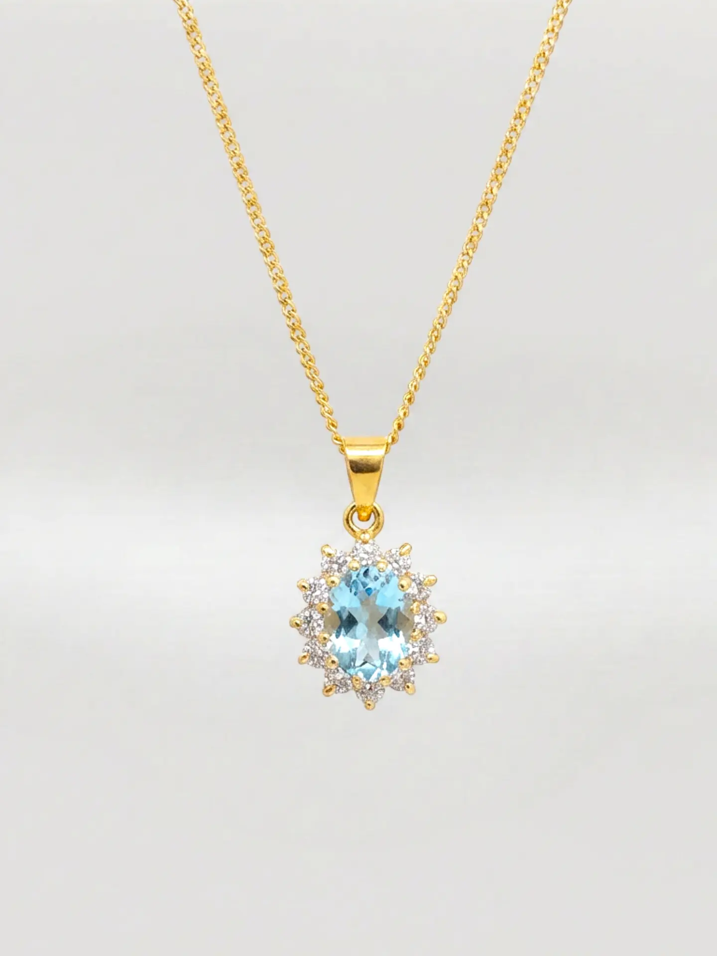 Cadena Reina Mar Aguamarina y Circones Oro 18k 3