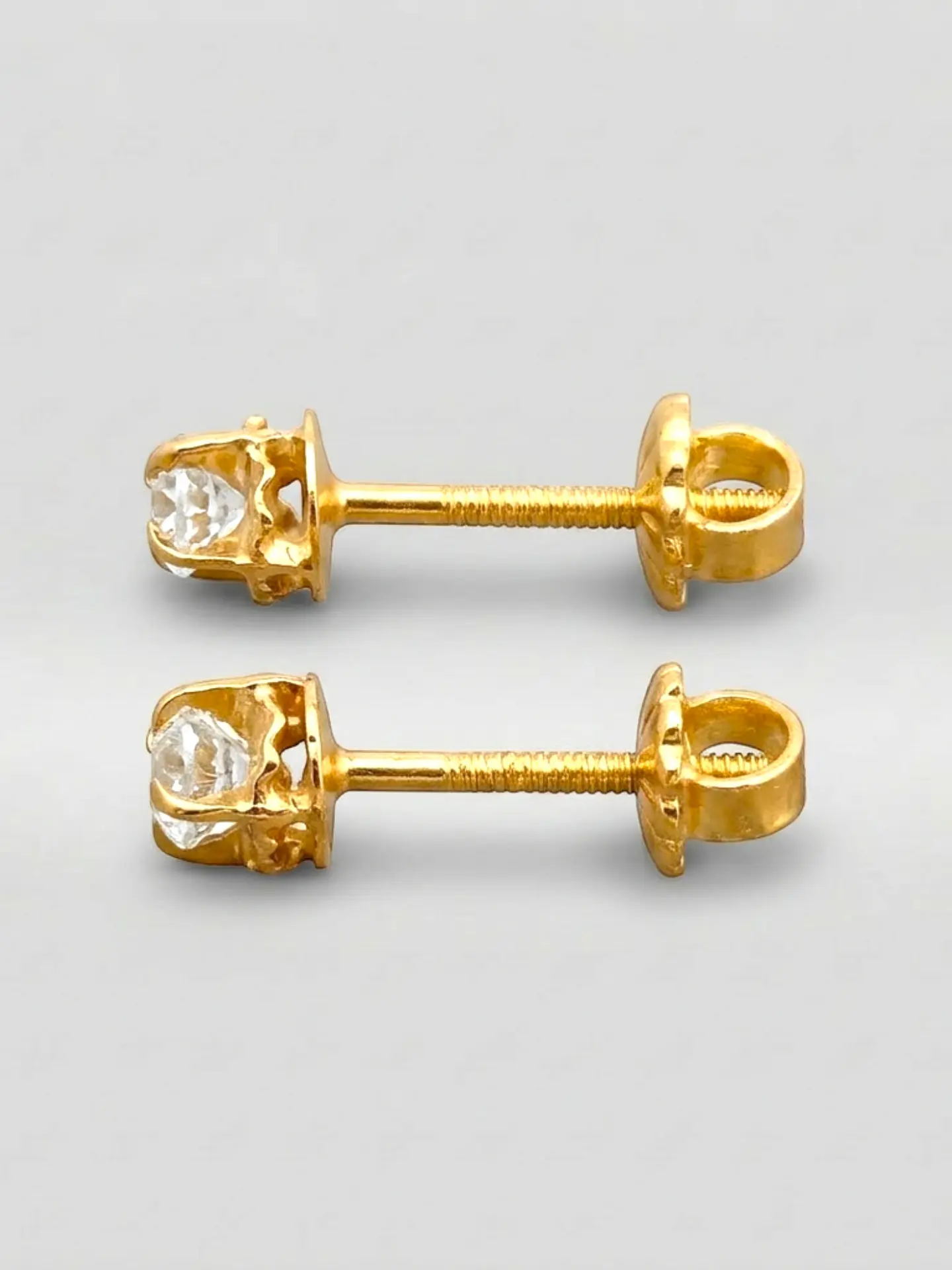 Aros chatón circón chicos Oro 18k 3