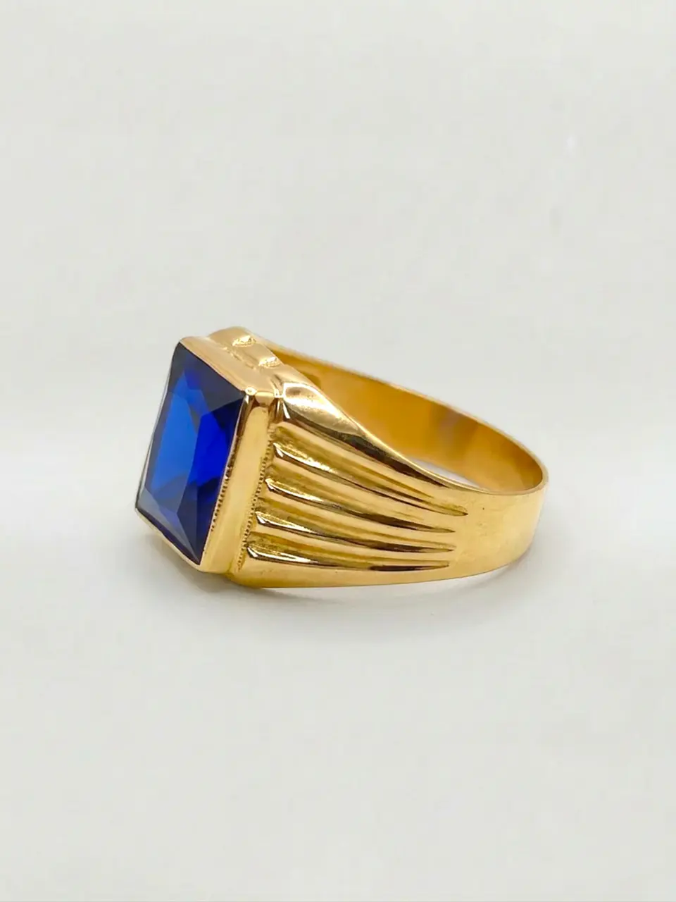 Anillo sello real zafiro Oro 18k 8