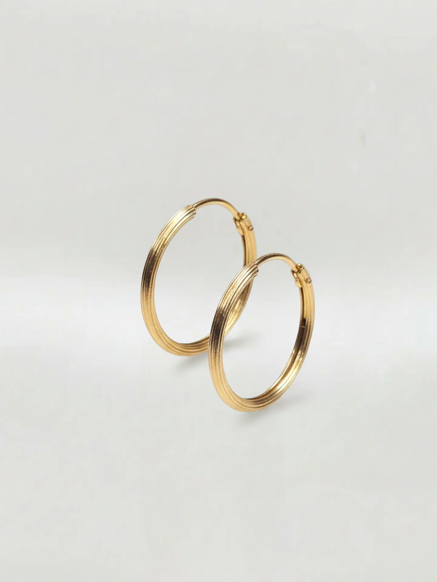 Aros Argollas Talladas de Gala Oro 18k 1