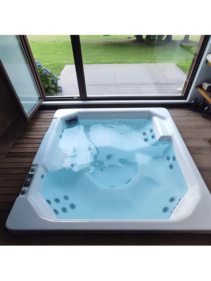 Gran Spa Exterior Cook 2