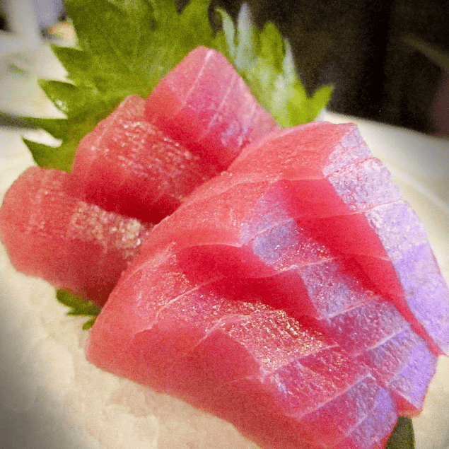 Sashimi Maguro (4 0 6 cortes de Atún fresco) 