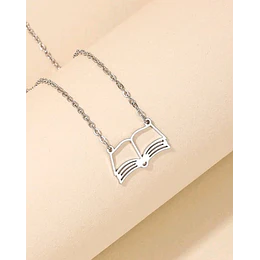 Collar Plateado Forma De Libro