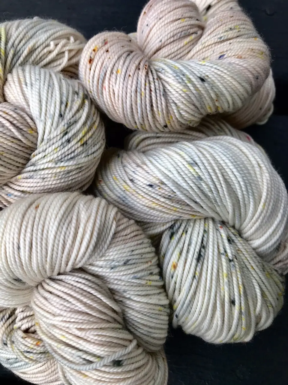Lana Merino Superwash Pintada Ground 1