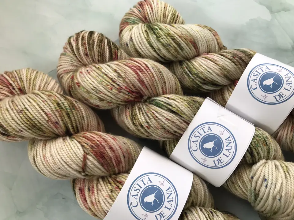 Lana Merino Superwash Pintada Manzana en verde 3