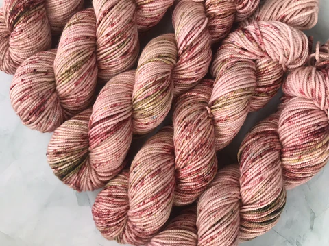 Lana Merino Superwash Pintada Manzana en rojo
