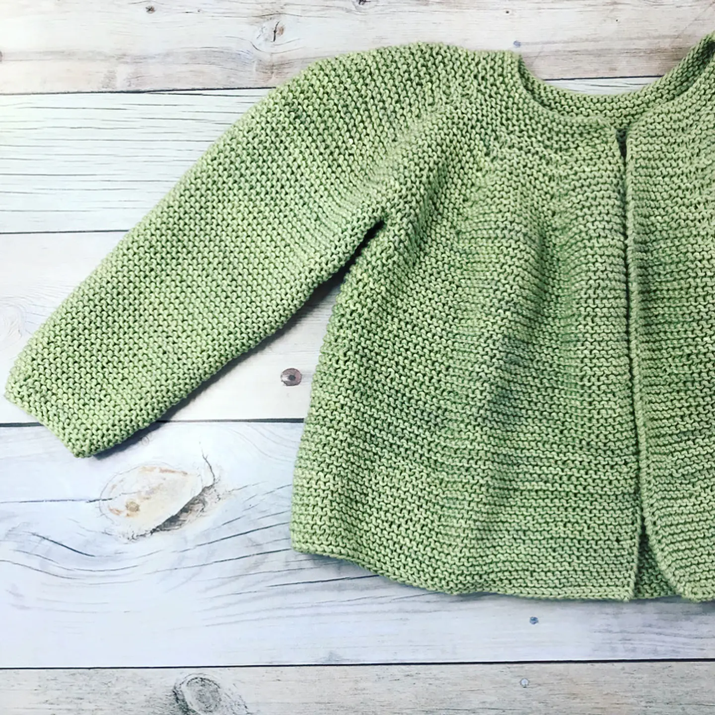 Patrón Cardigan Simplicity 1