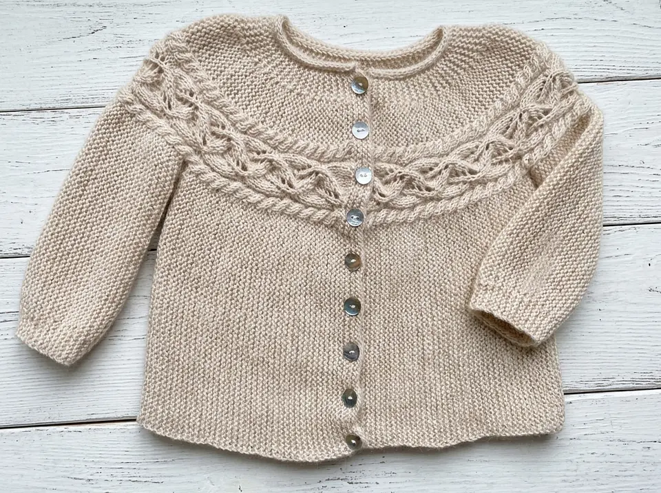 Patrón Cardigan Tiny Ivy 5