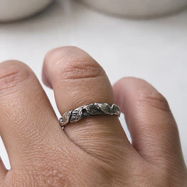 Anillo Hojas