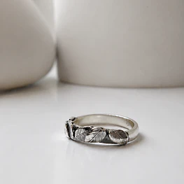 Anillo Hojas