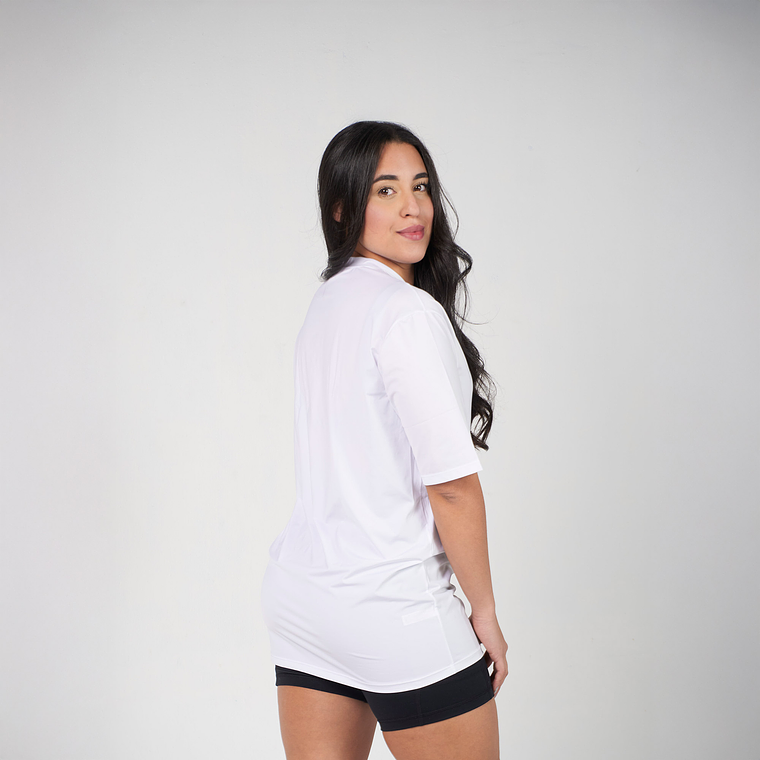 Camiseta Oversize Nylon 6