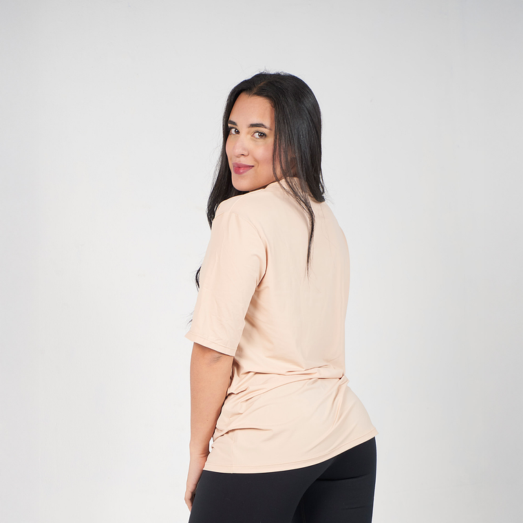 Camiseta Oversize Nylon 10