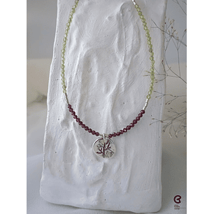 Collar de Granate, Peridoto y Cuarzo Cristal