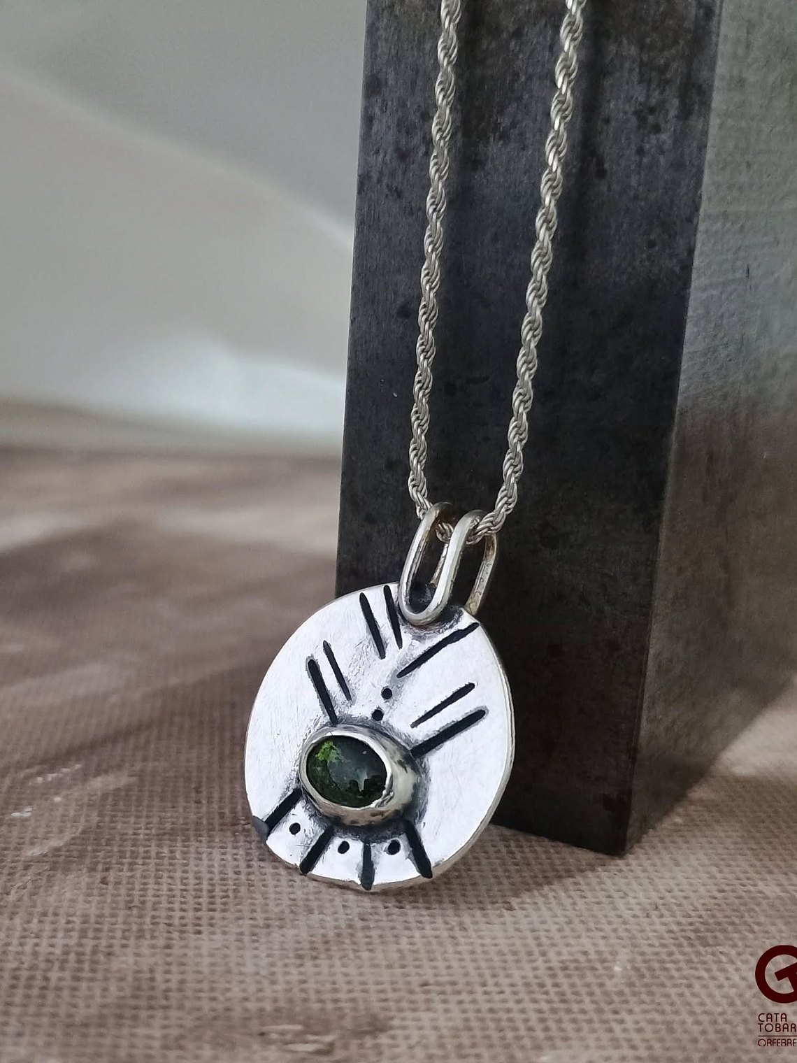 Collar Ojo de Tierra 1