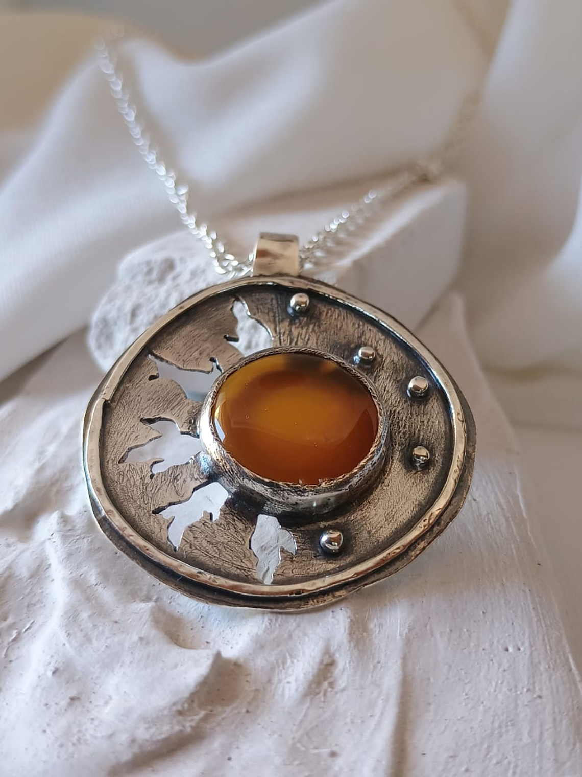 Collar Sol con Calcedonia  2