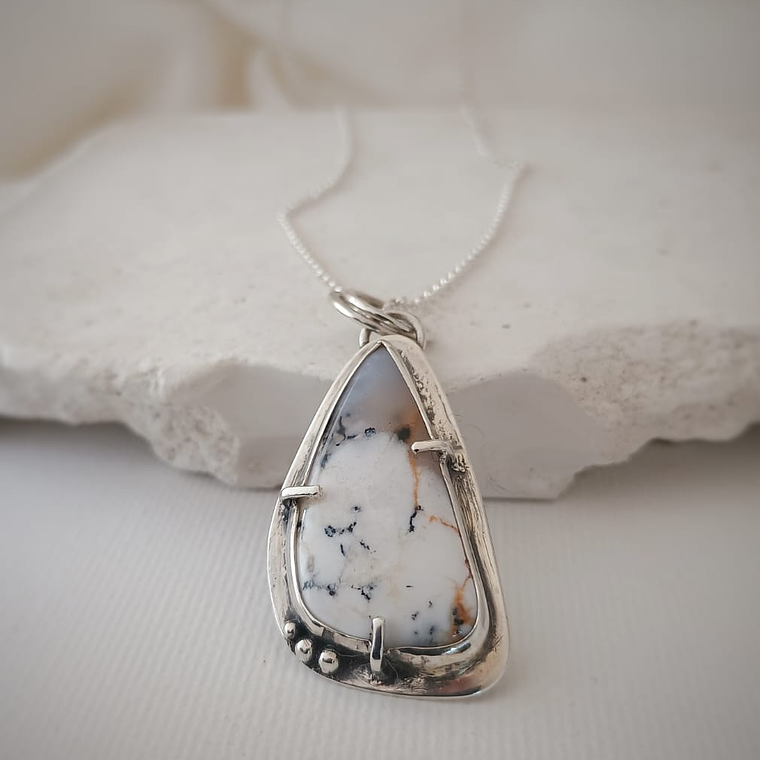 Colgante con Ópalo Dendrítico 1