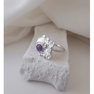 Anillo reticulado con Amatista 