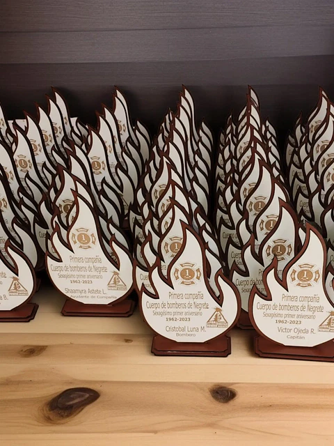 Galvano personalizado mdf