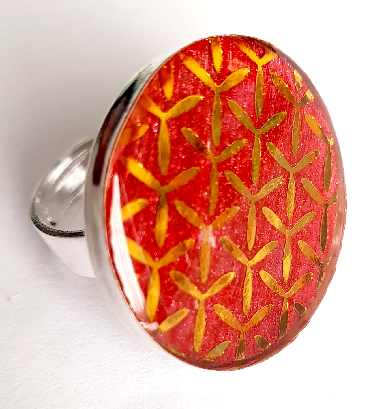 Anillo diseño dorado