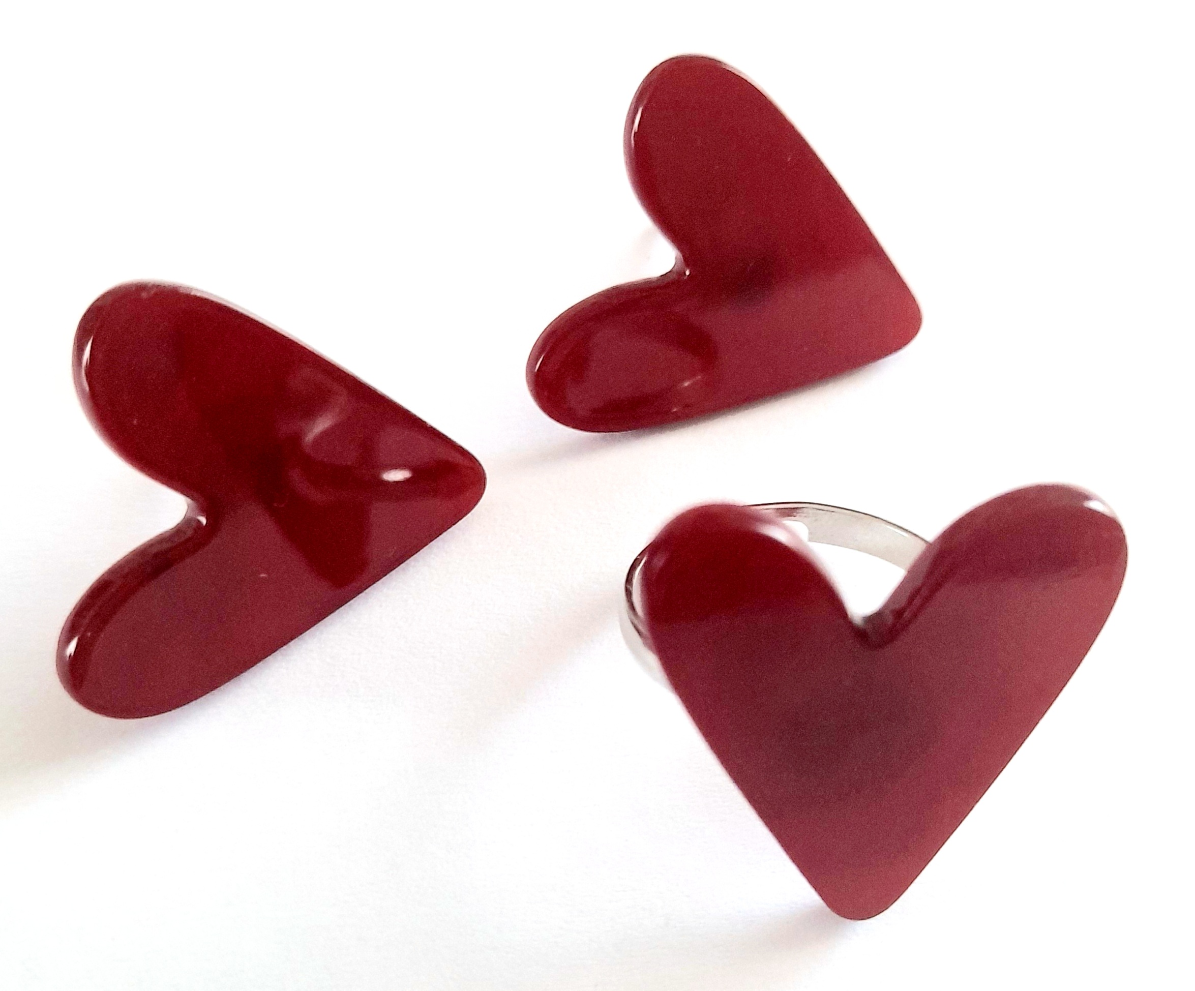 Conjunto corazones rojos