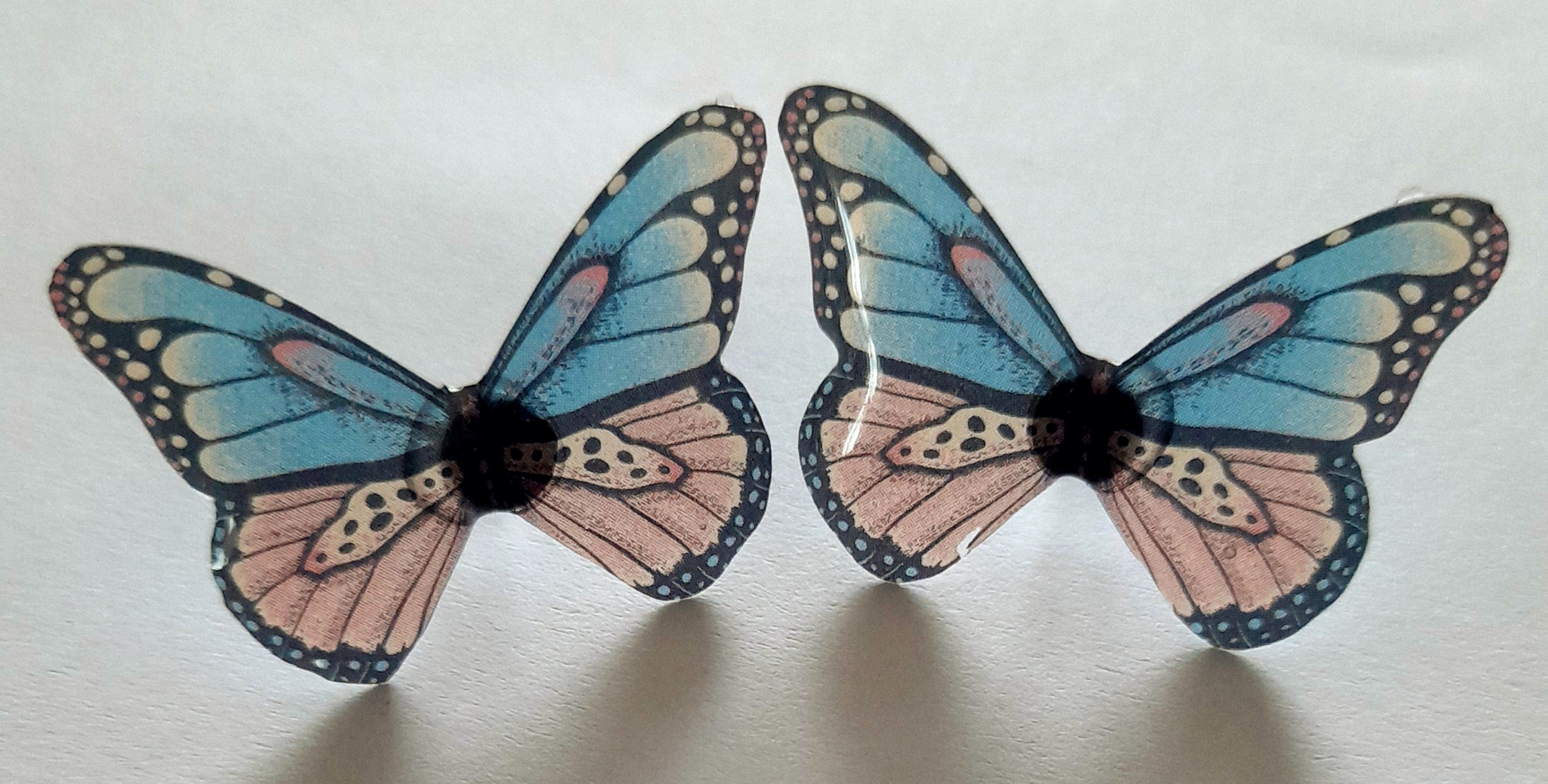 Aros mariposas resina