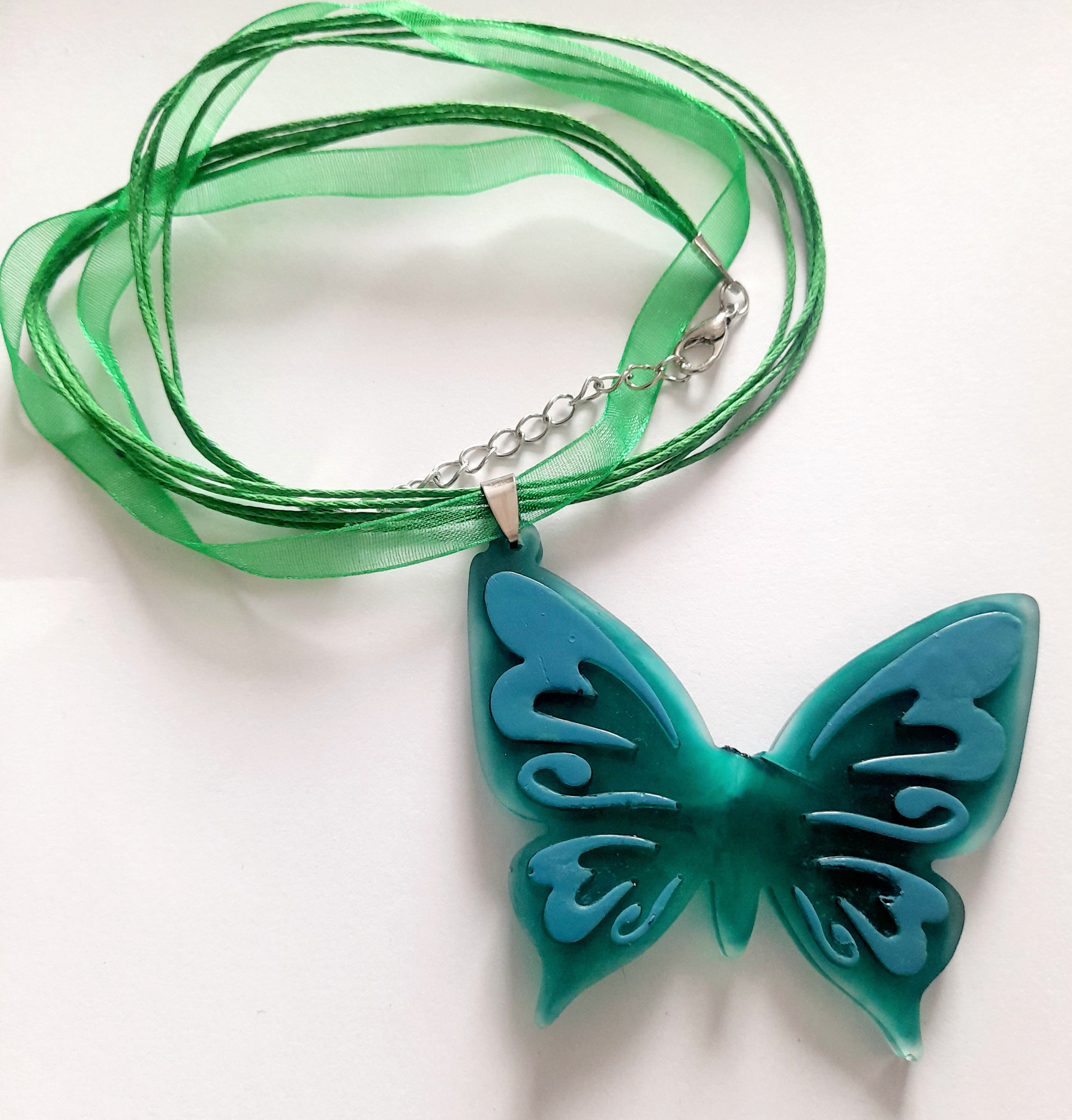 Collar Mariposa Azul Rodinado Plata 925