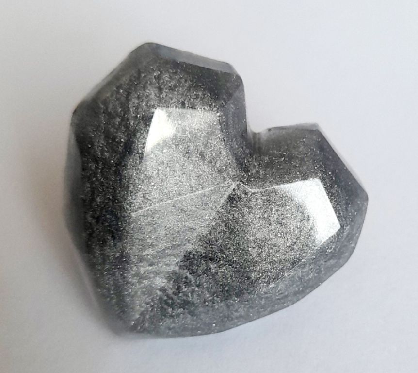 Anillo corazón geométrico