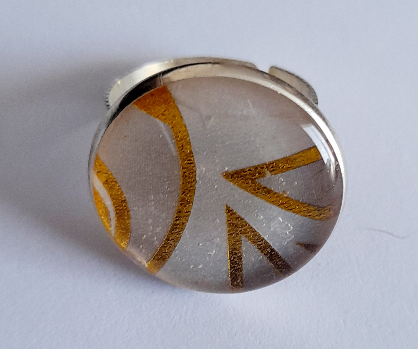 Anillo resina papel