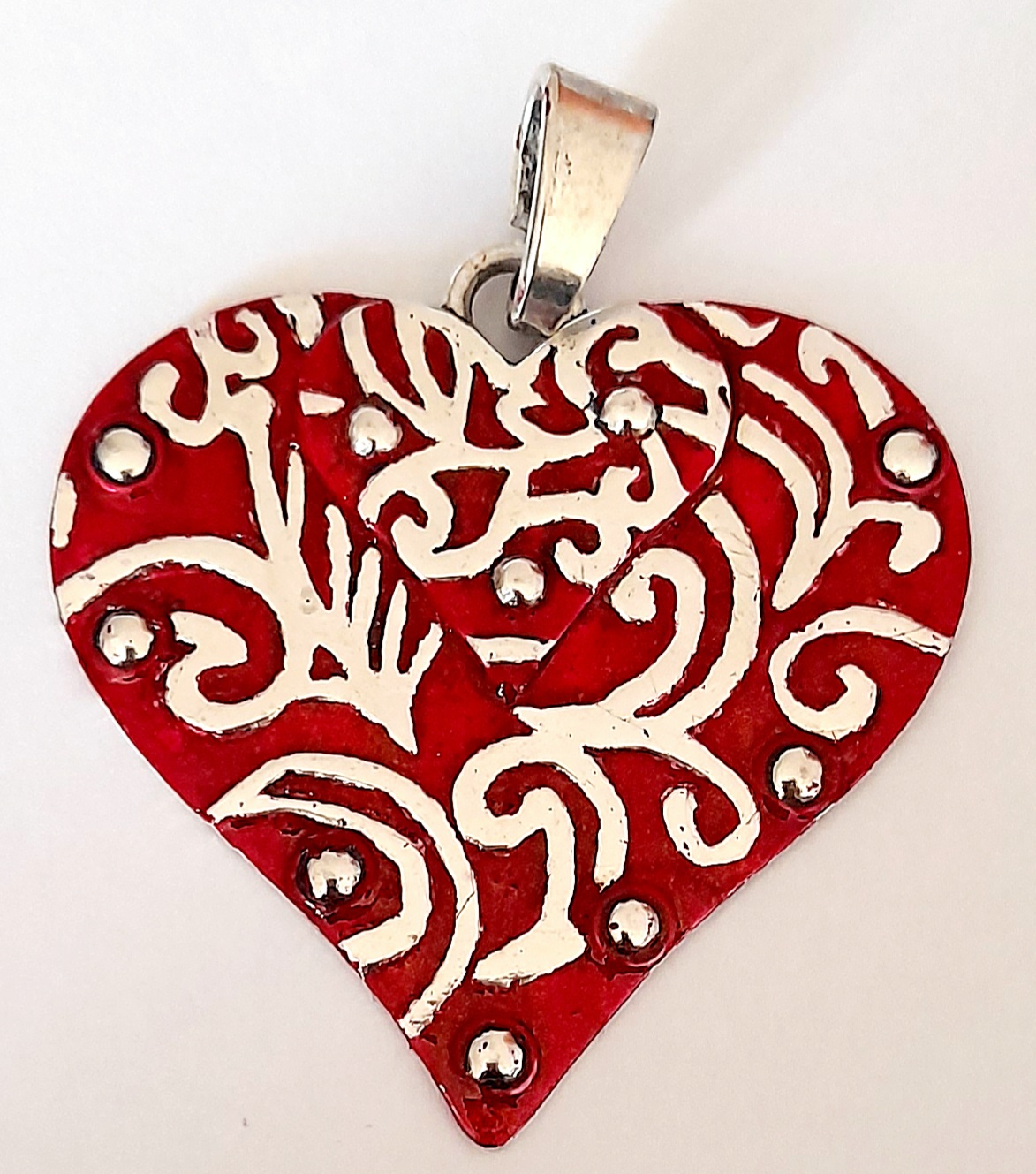 colgante metalico corazon