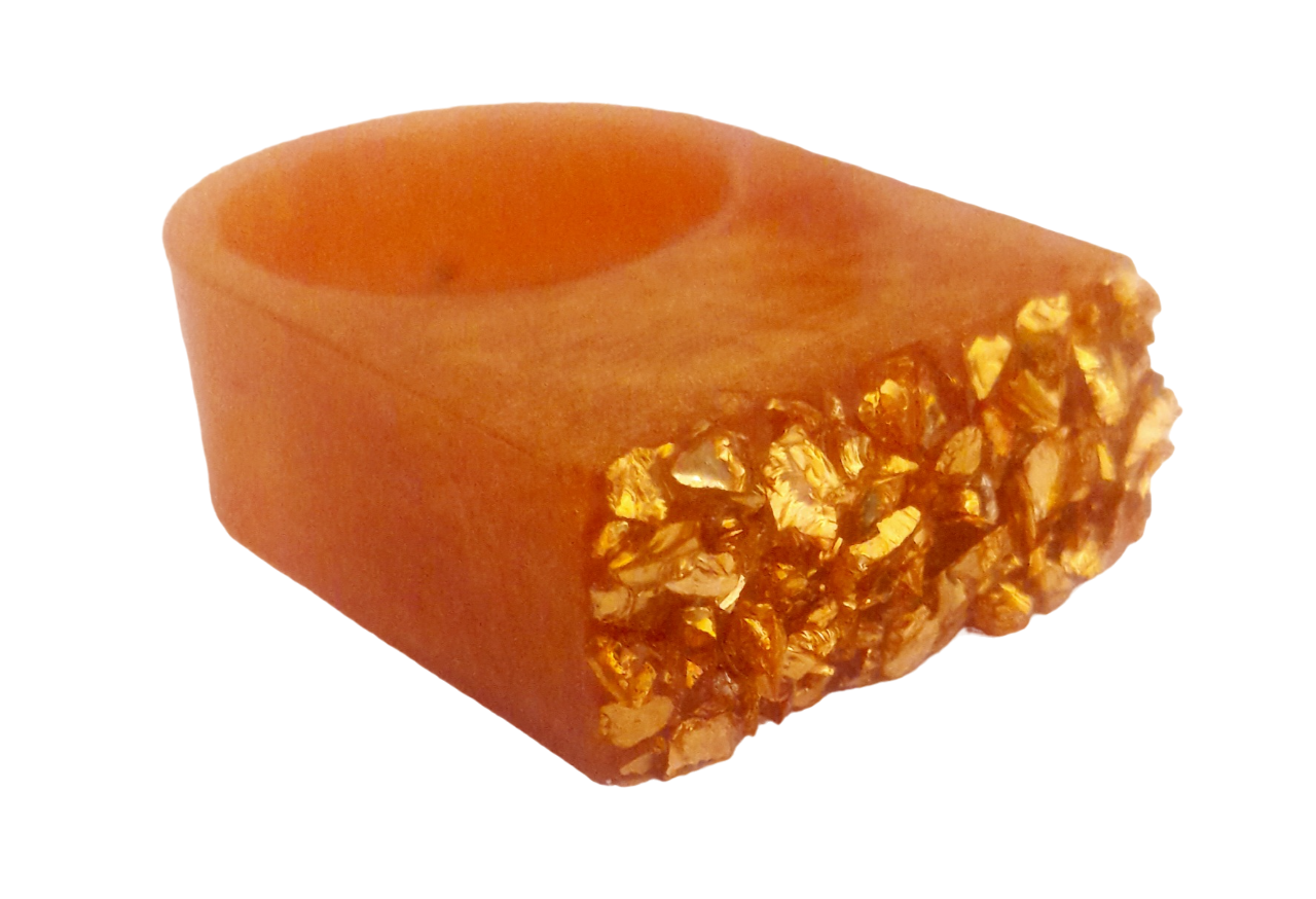 anillo piedras metalicas
