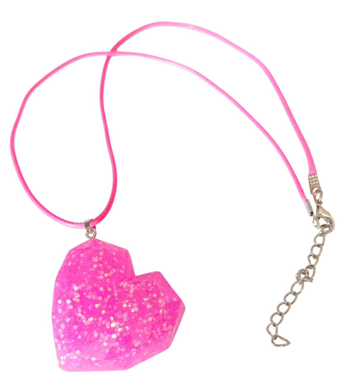 collar corazon geometrico
