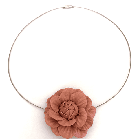 Collar flor microfibra 