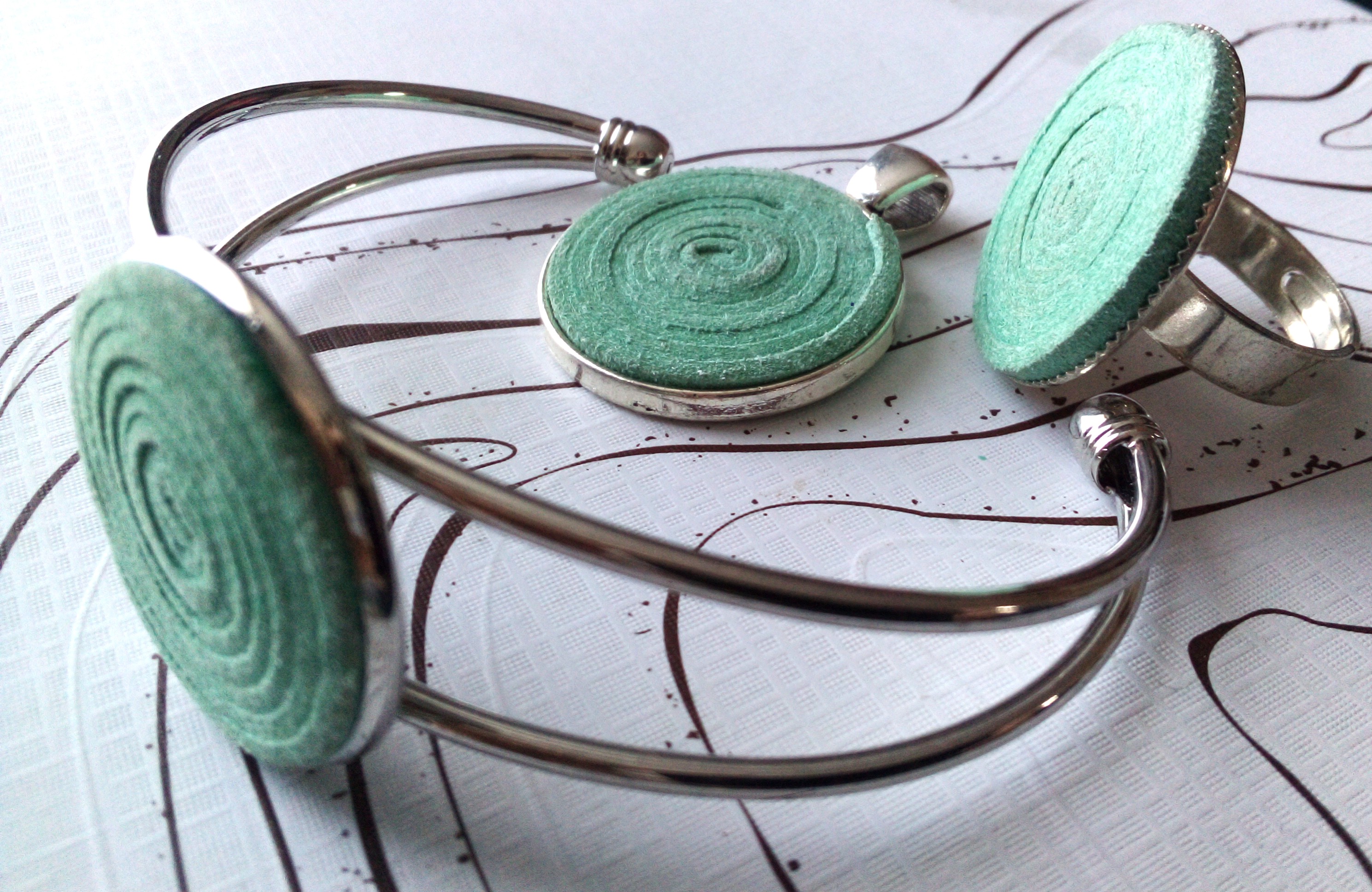 CONJUNTO TURQUESA GAMUZA