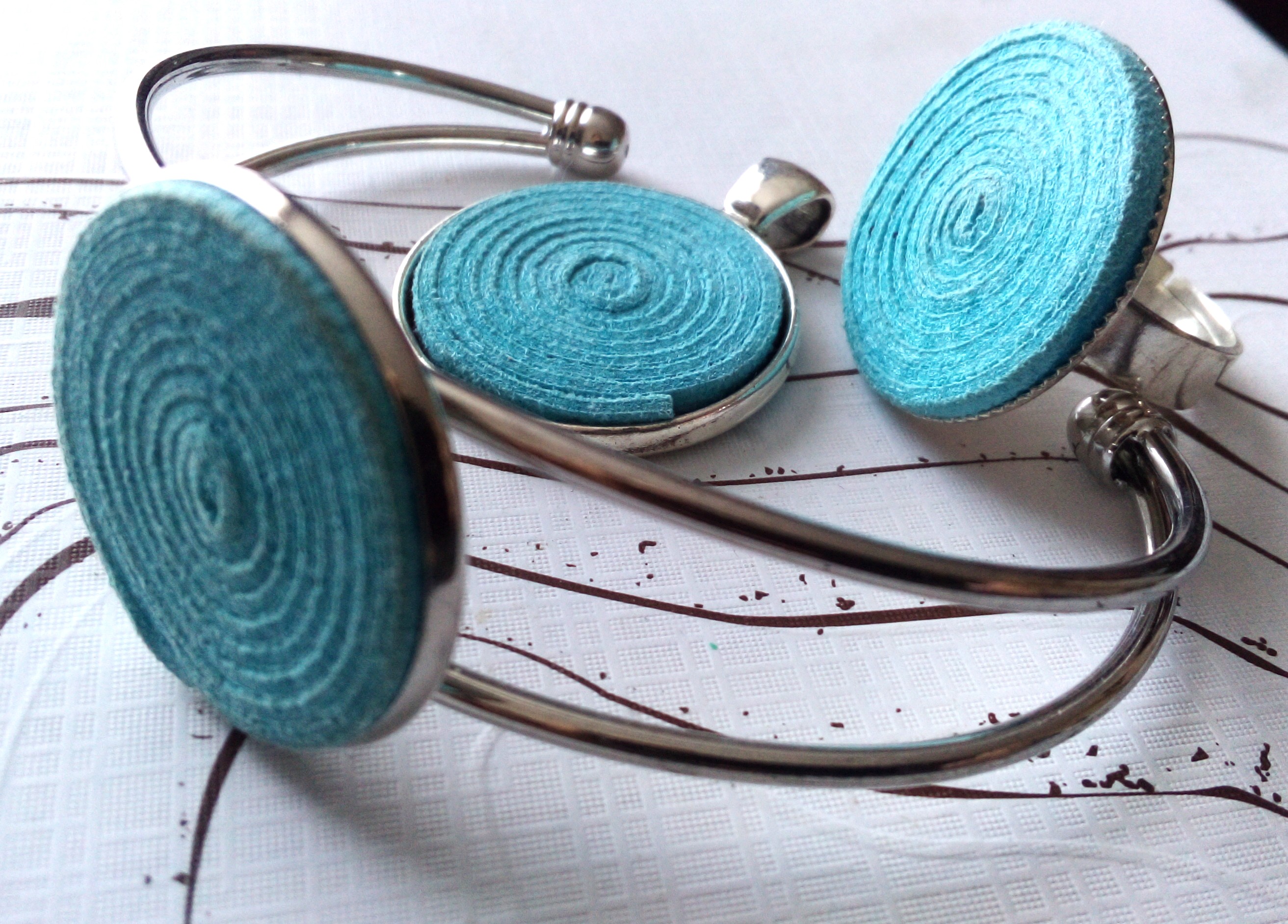 CONJUNTO GAMUZA CELESTE