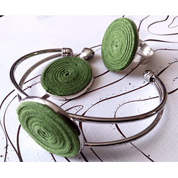 CONJUNTO GAMUZA VERDE