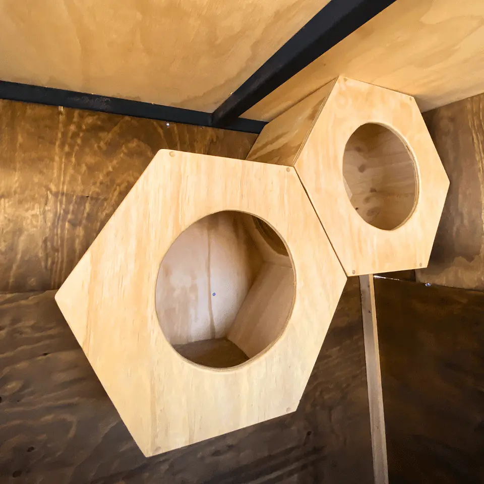 Refugio Hexagonal 1