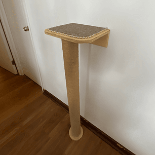 Poste rascador con repisa