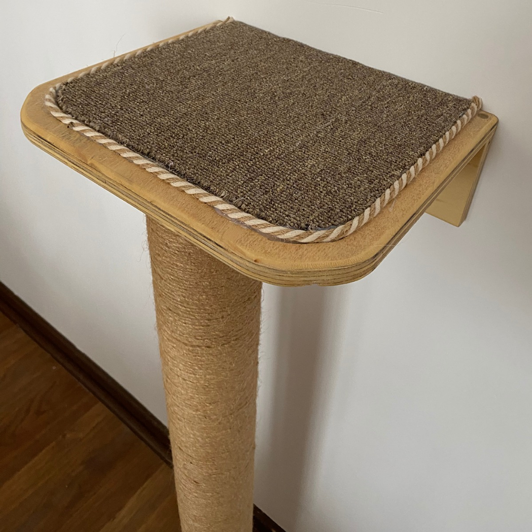 Poste rascador con repisa 2